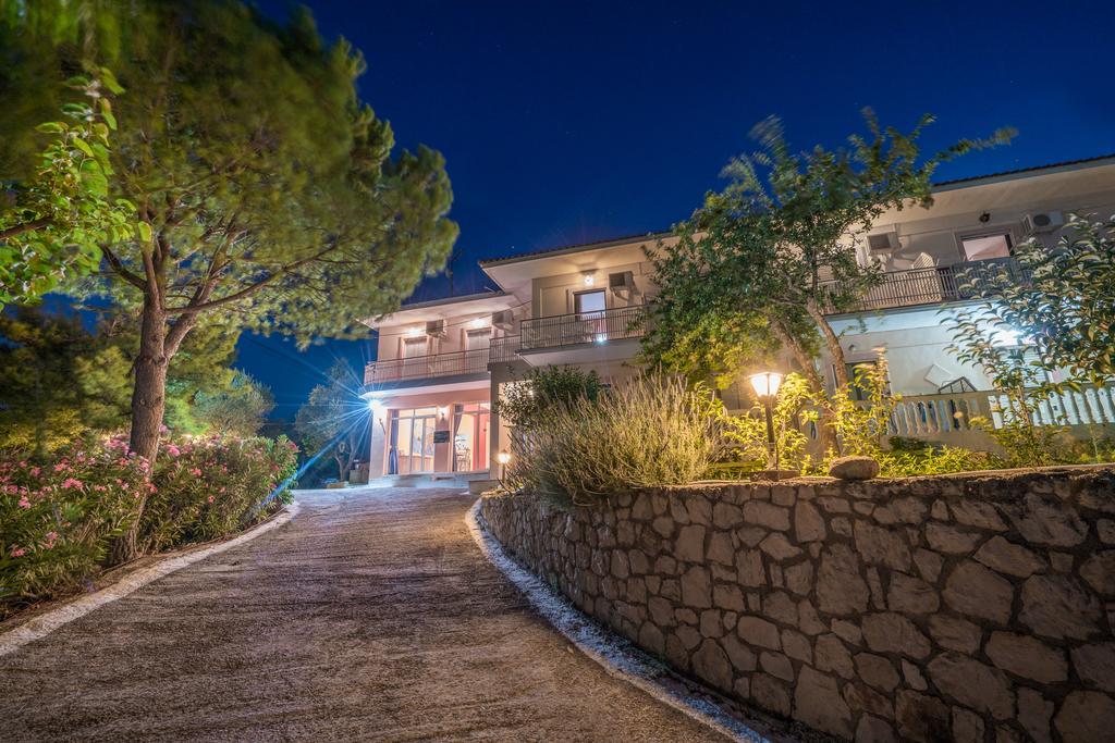 Juliastudios Ammoudi Exterior foto